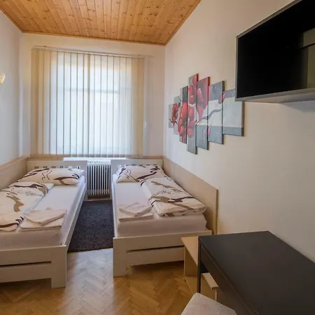 Cizek * Mikulov